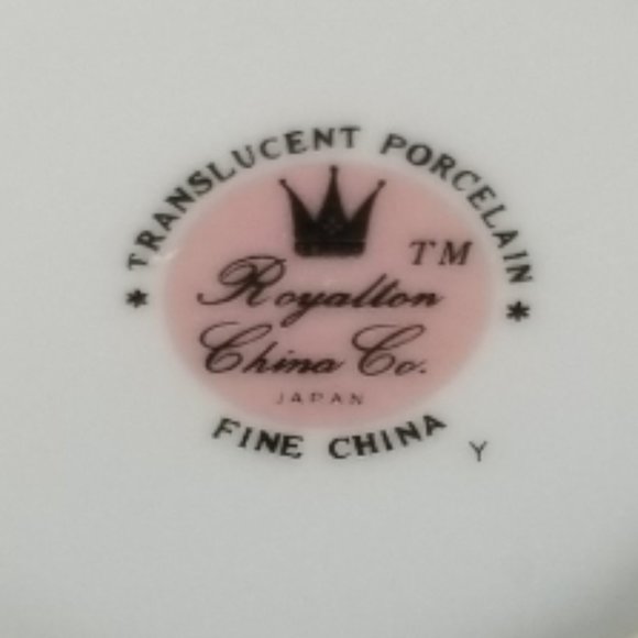 Royalton Fine China Sugar Bowl" Golden Elegance" Translucent Porcelain Japan - Picture 8 of 8